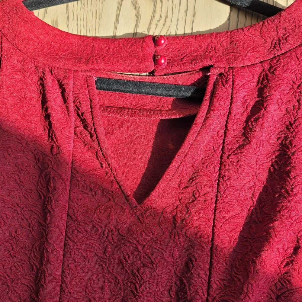 Avenue 26/28 Burgundy Fit &‎ Flare Knit Dress Textured Button V-Neck Long
